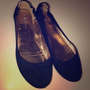 Navy blue ballet flats